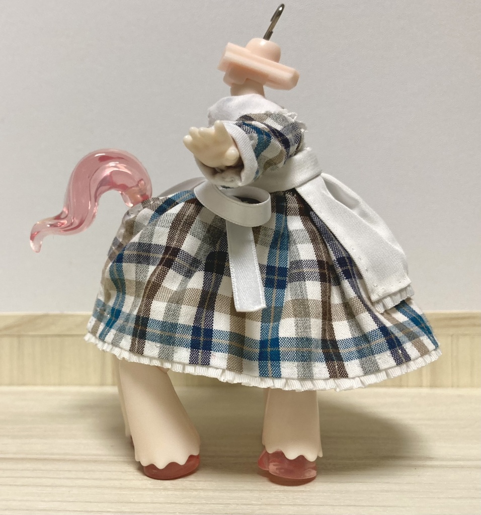 四つ足アンティーユ用・ワンピ+エプロンセット【試作品】