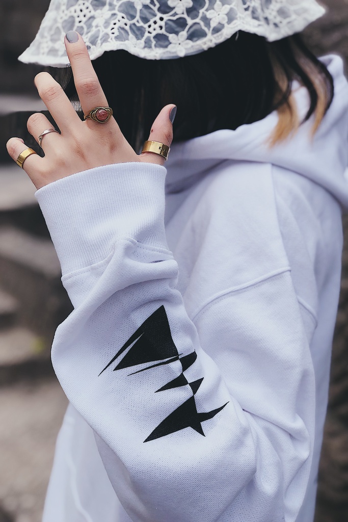 【受注生産受付中(月末締切・翌月末頃発送)】Gemineye オリジナルプルオーバーパーカー