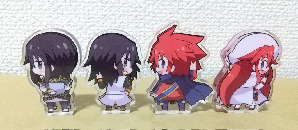 自立するアクリルマスコット