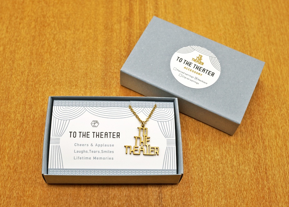”TO THE THEATER” ロゴ ネックレス