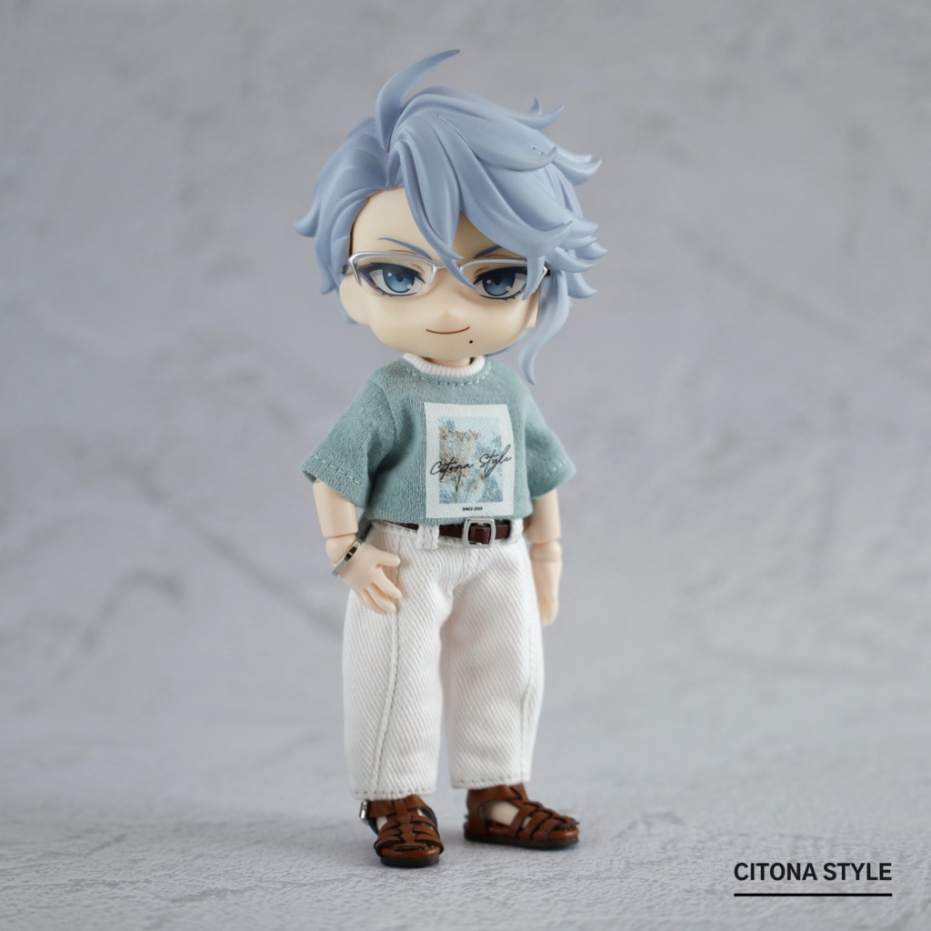 オビツ11 / フラワーフォトプリントTシャツ