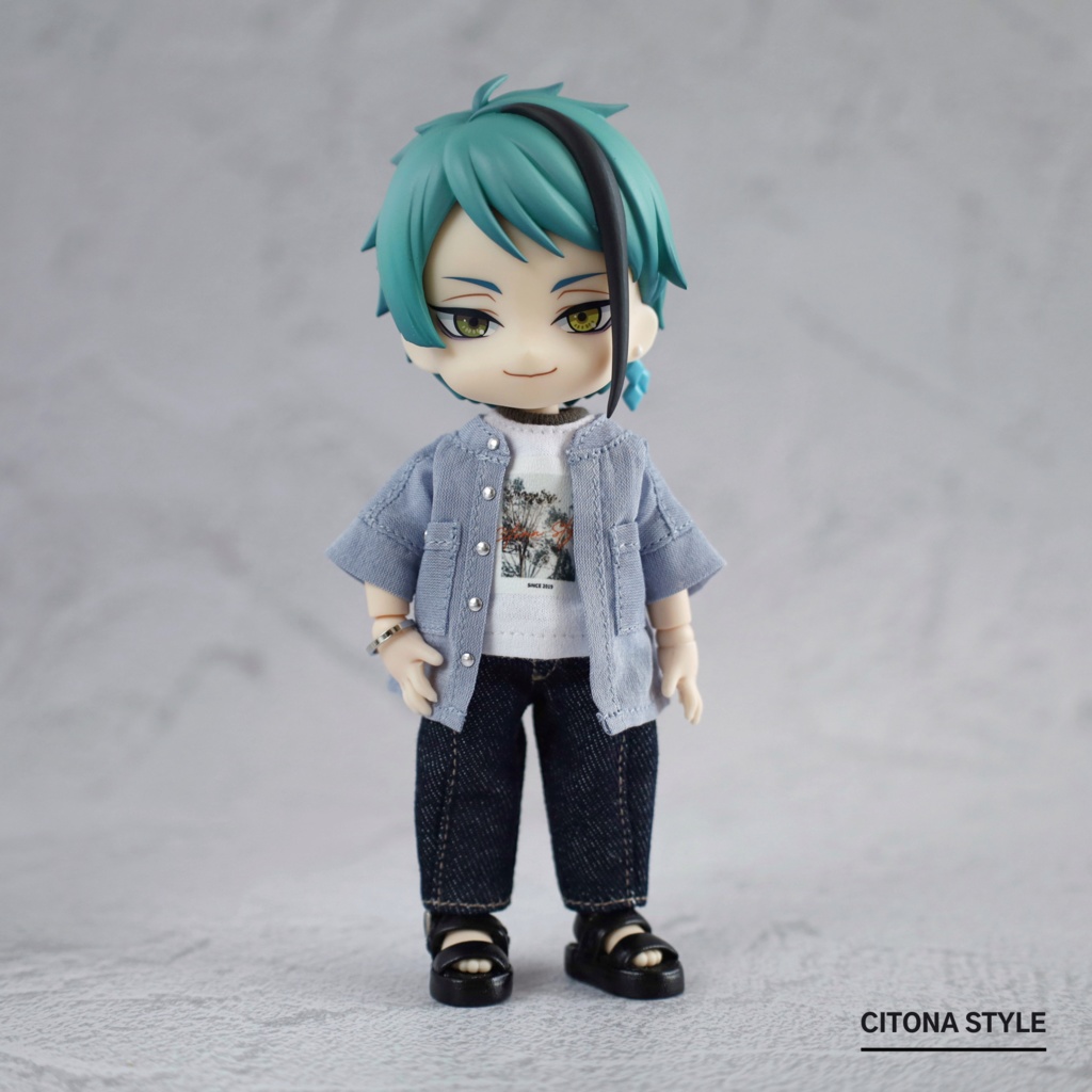 オビツ11 / フラワーフォトプリントTシャツ