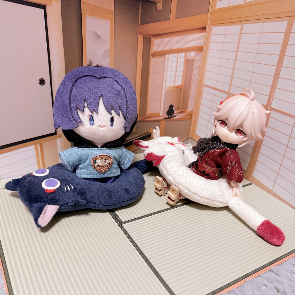 おすわりねこちゃんクッション【原神】