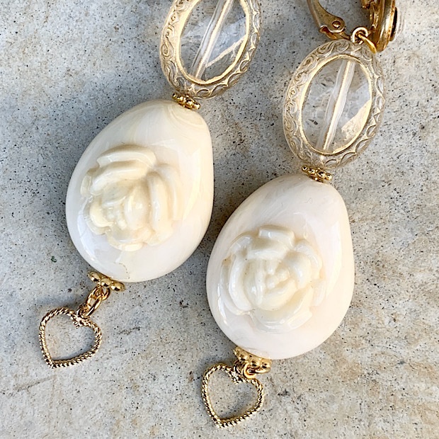 GIGOLO // Image pierce // Only one (cream)