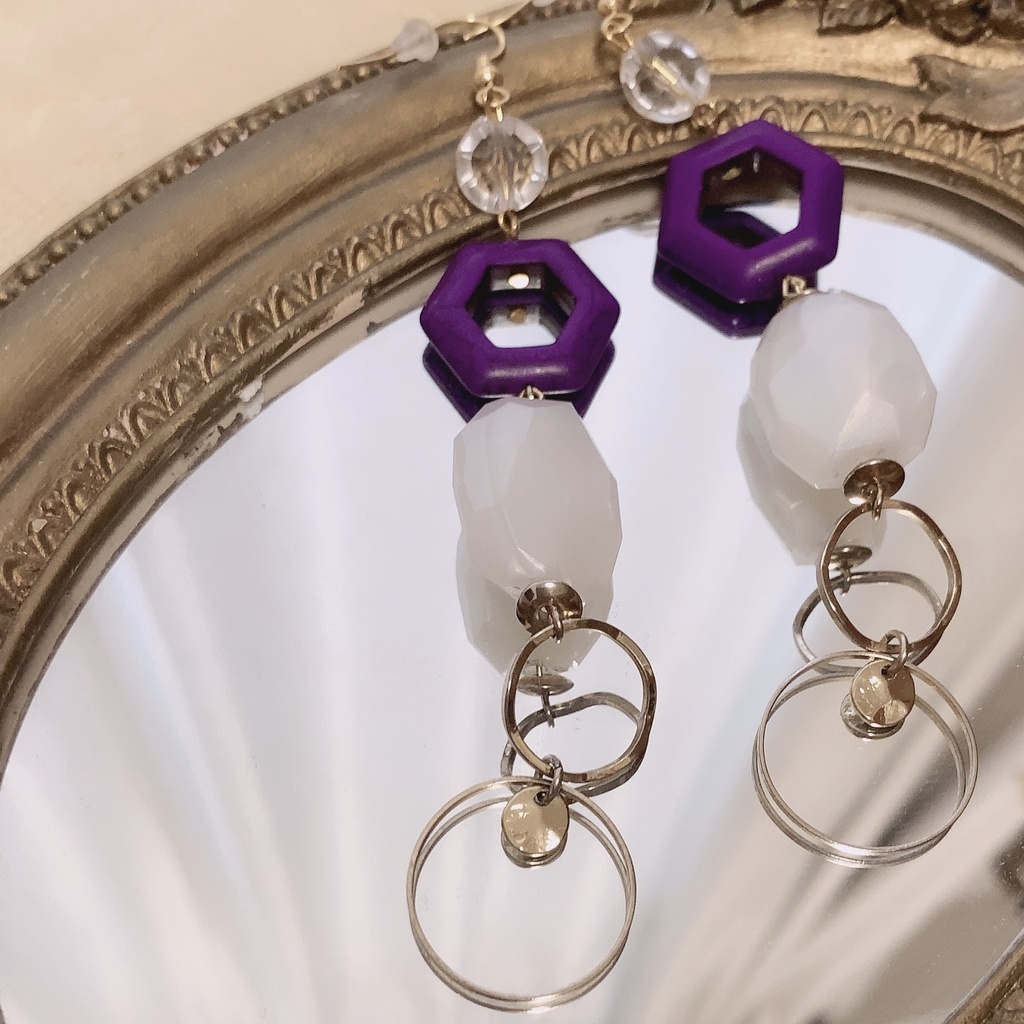 Bad Ass Temple // Image pierce & earrings // Only one (p play)