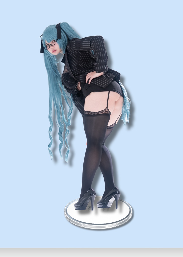 【３点セット】NIKKE プリバティ コスプレ アクリルスタンド（１２ｃｍ）