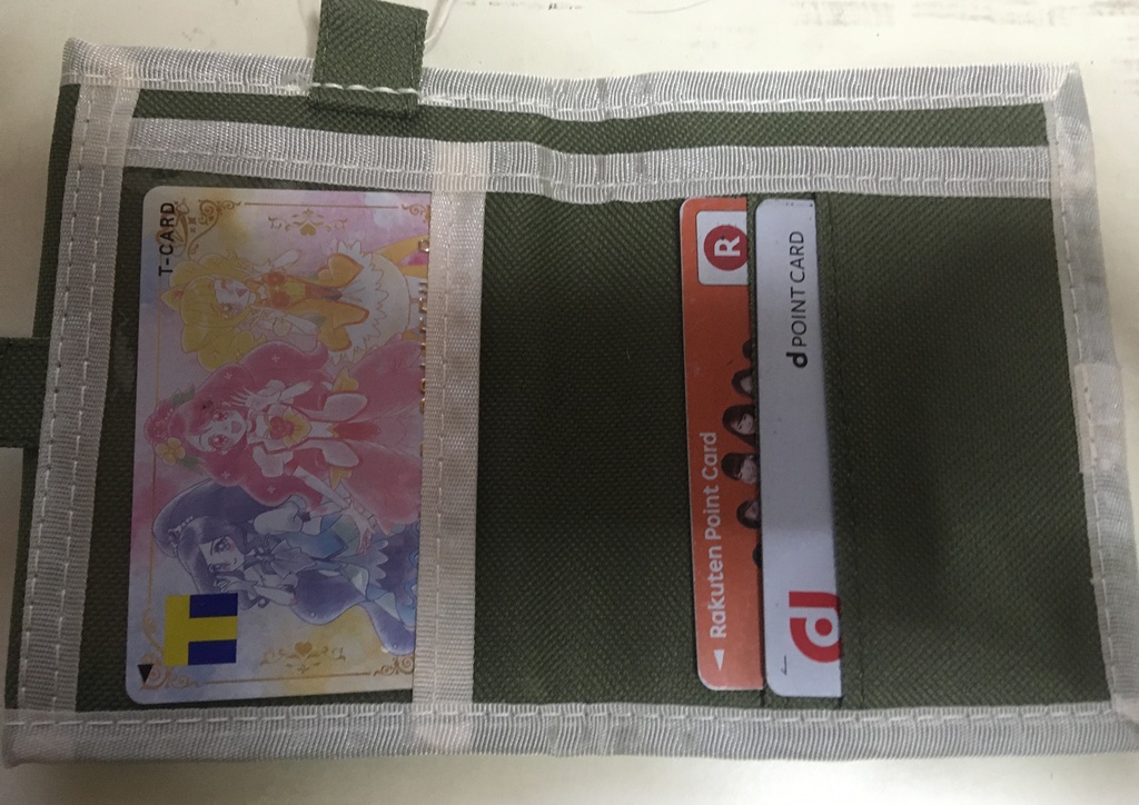 ランチドレスパムパムのサイフ