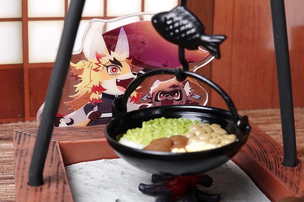 鬼滅の刃 狐と狸 アクリルクリップバッジ