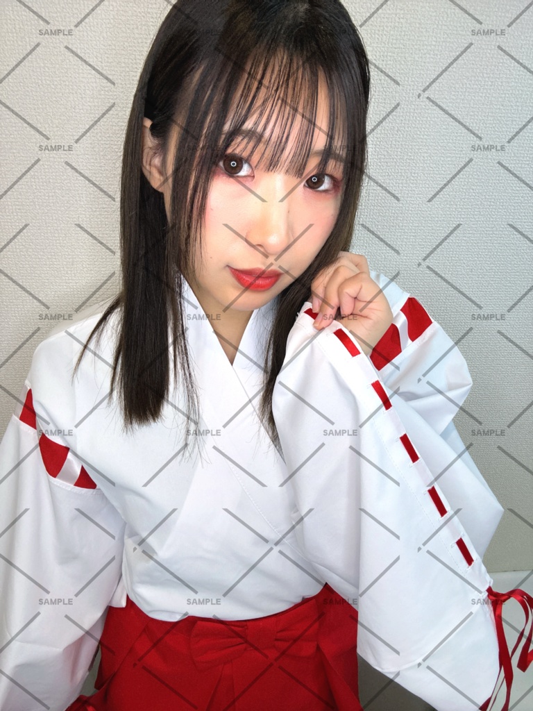 ハロウィンチェキNo.1🎃2025〜巫女〜