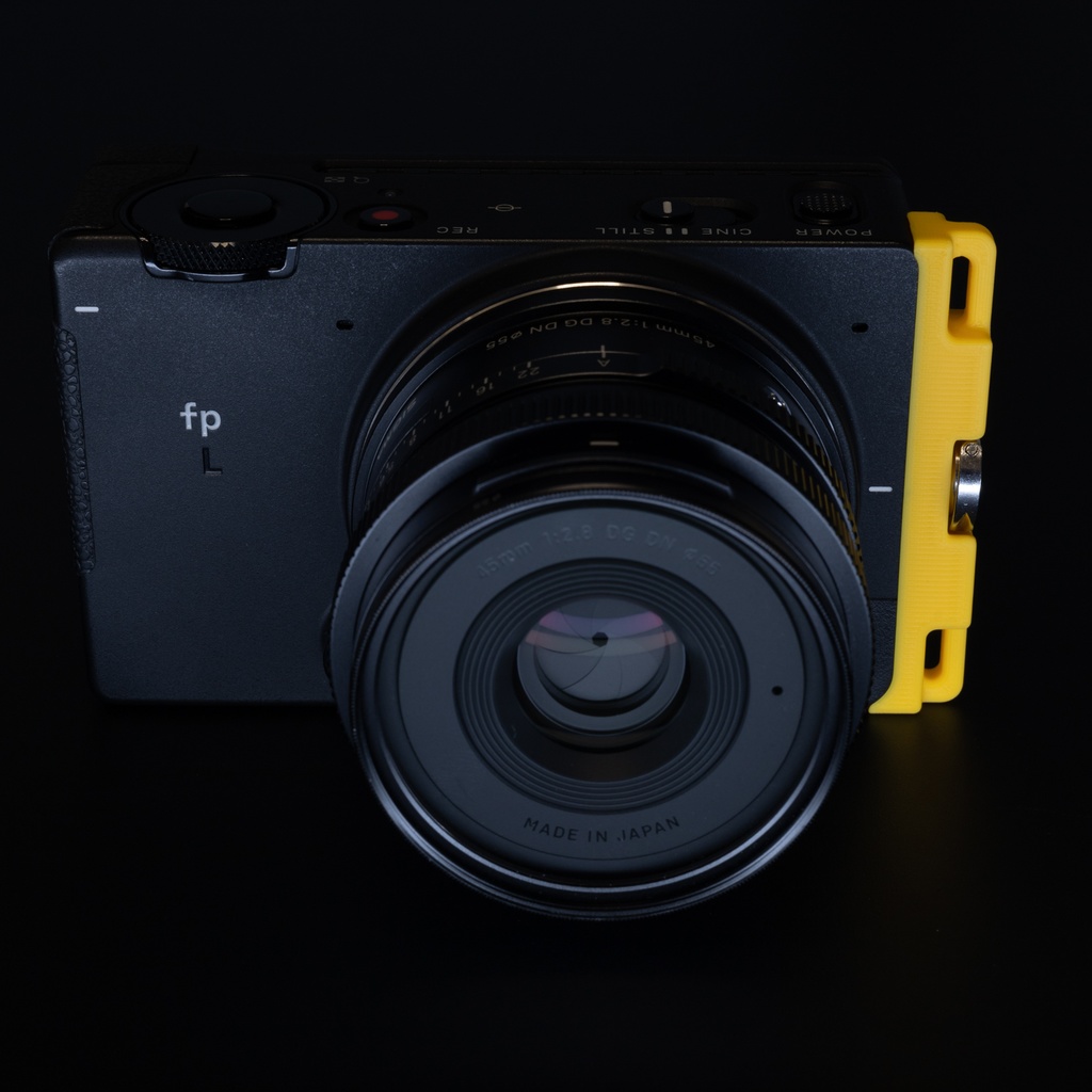 SIGMA fp & fp L 縦吊りストラップホルダー VSH-11