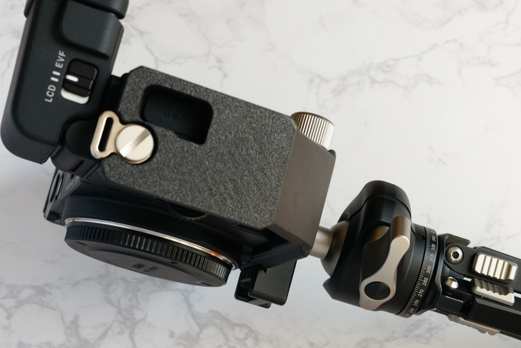 L-Bracket LB-01 for SIGMA fp / fp L with EVF-11 (ver.1.2)
