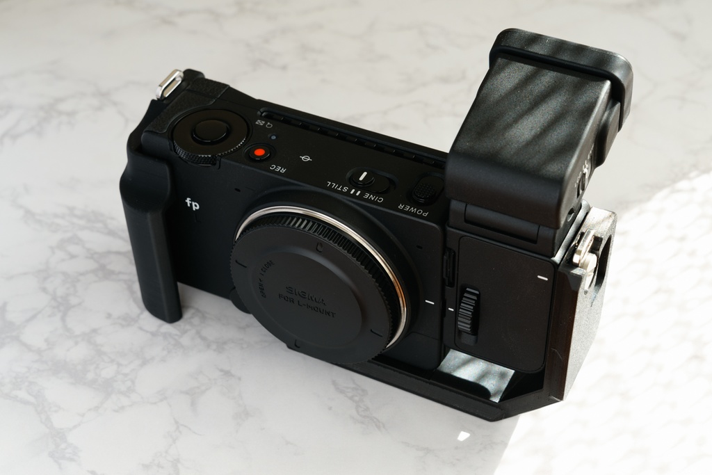L-Bracket LB-01 for SIGMA fp / fp L with EVF-11 (ver.1.2)