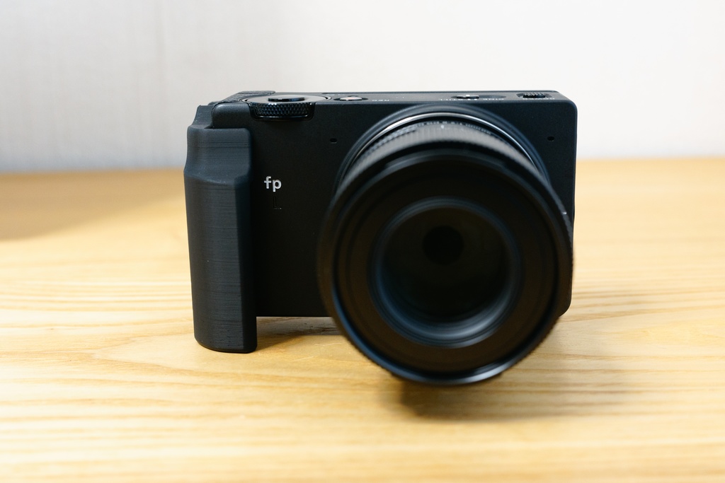 SIGMA fp & fp L用縦吊りハンドグリップ VHG-11S-L