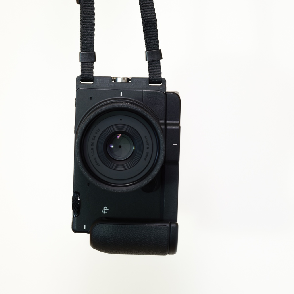 SIGMA fp & fp L 縦吊りストラップホルダー VSH-21