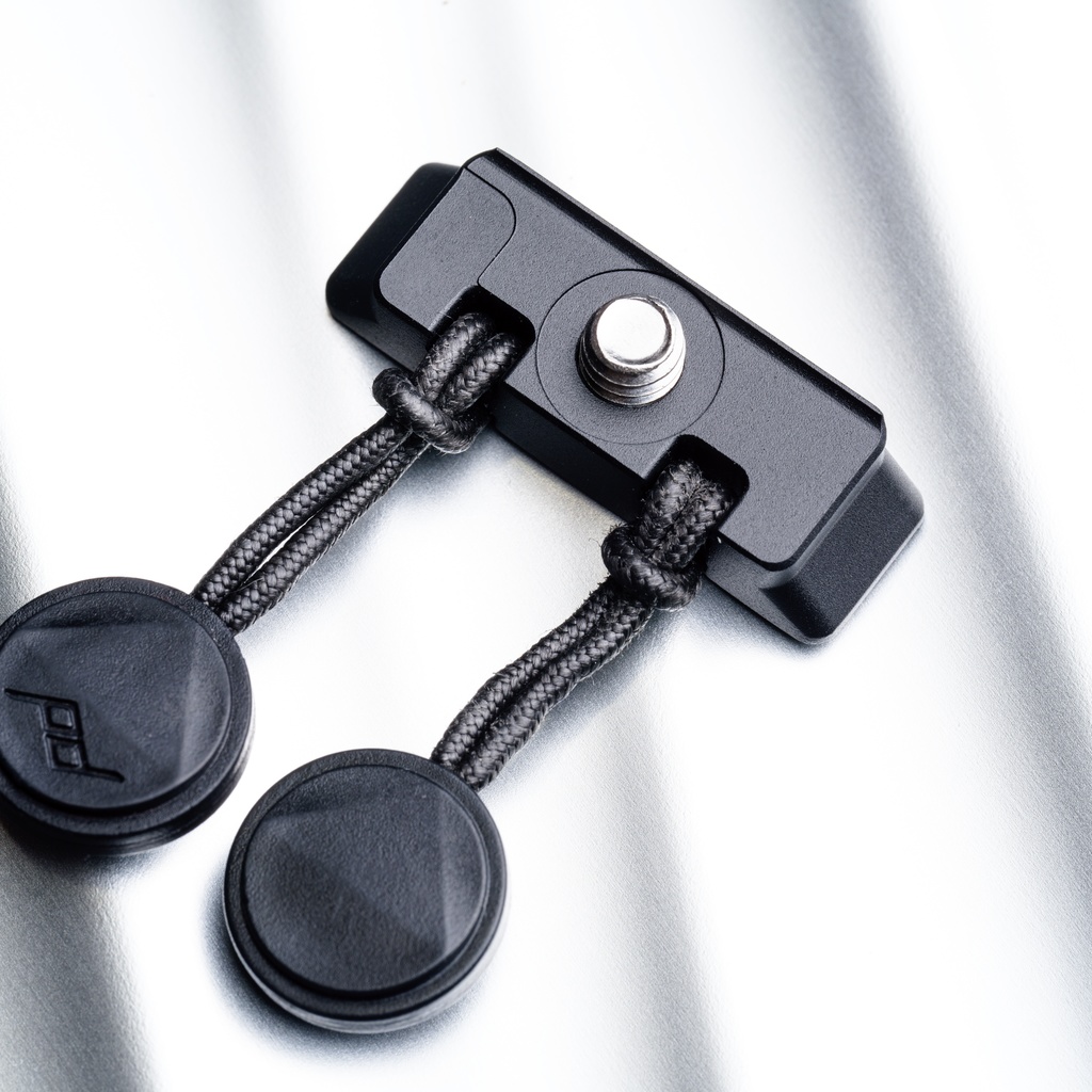 VSH-11ALX (Alx. Vertical Strap Holder for SIGMA fp)