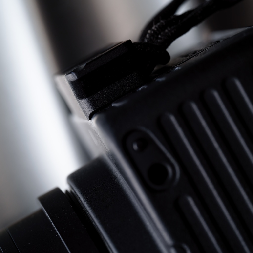 VSH-11ALX (Alx. Vertical Strap Holder for SIGMA fp)