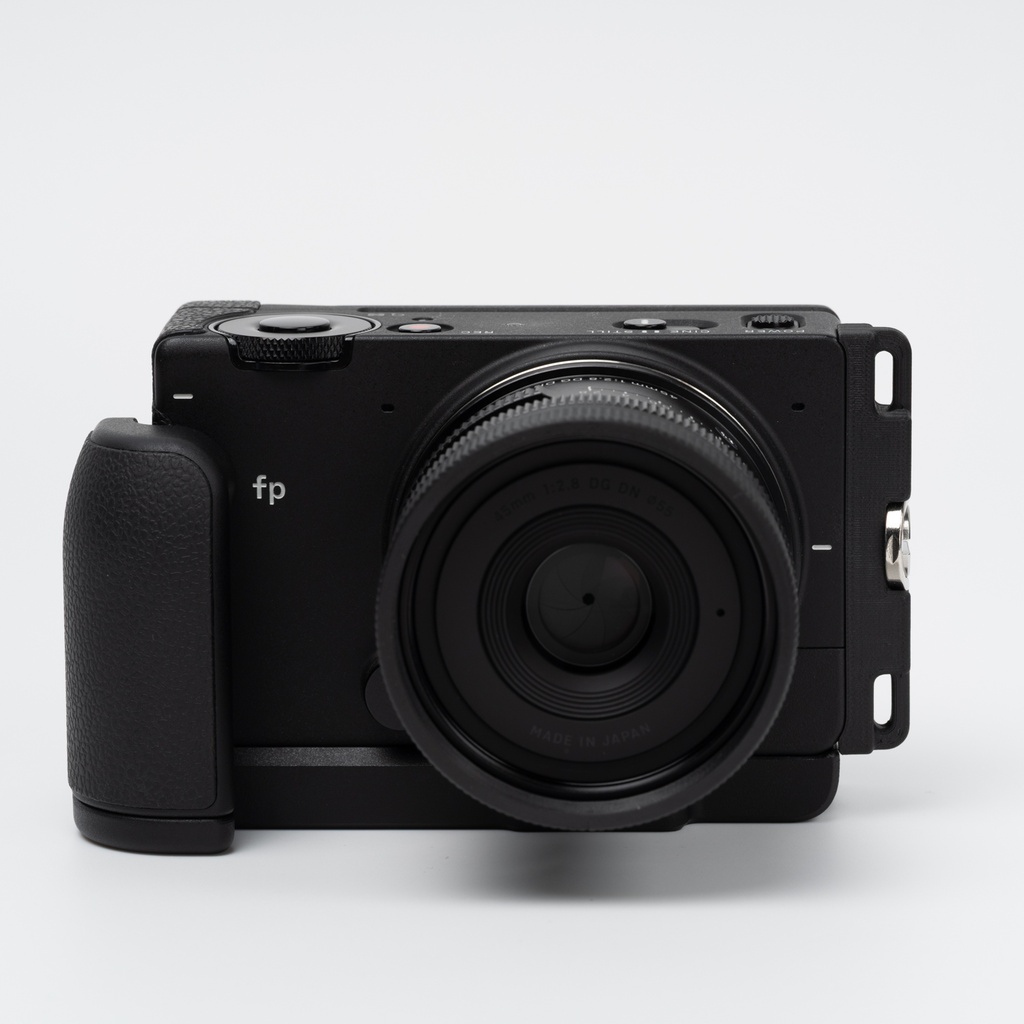 SIGMA fp 用縦吊りストラップホルダー VSH-21 ASA