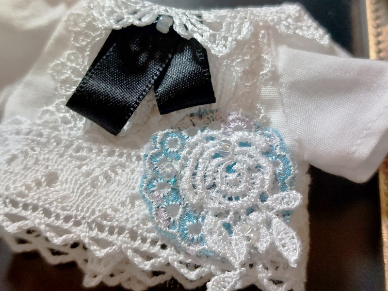 【14cm/16cm兼用】朝露の薔薇ブラウス