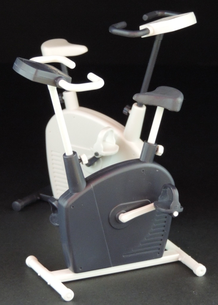 1/12 エアロバイク(ホワイト・ダークグレー2色セット) プラモデル