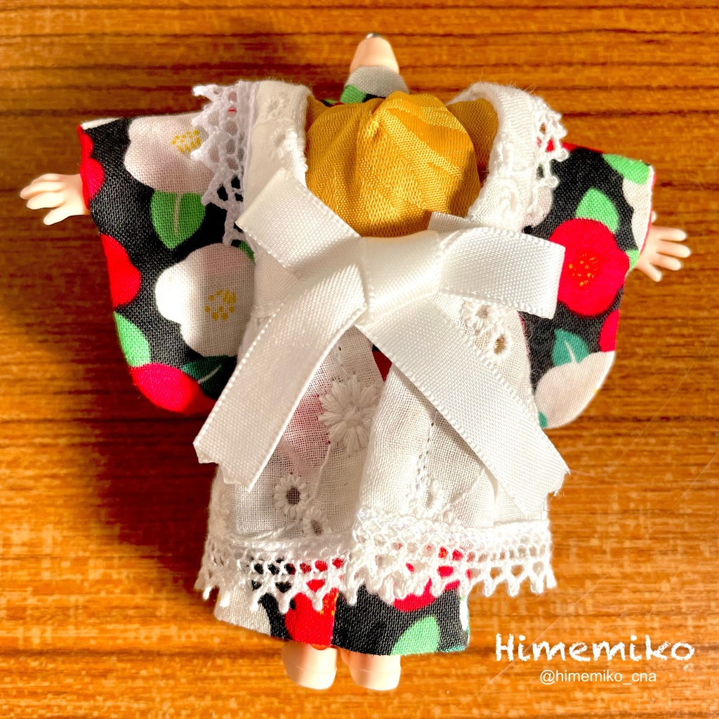 新作【オビツ11】大正ロマン風着物セット/黒猫椿柄・金茶帯