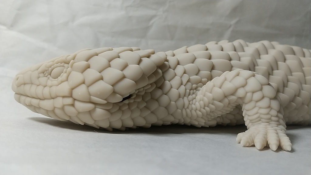 マツカサトカゲのフィギュア(3Dプリント品)