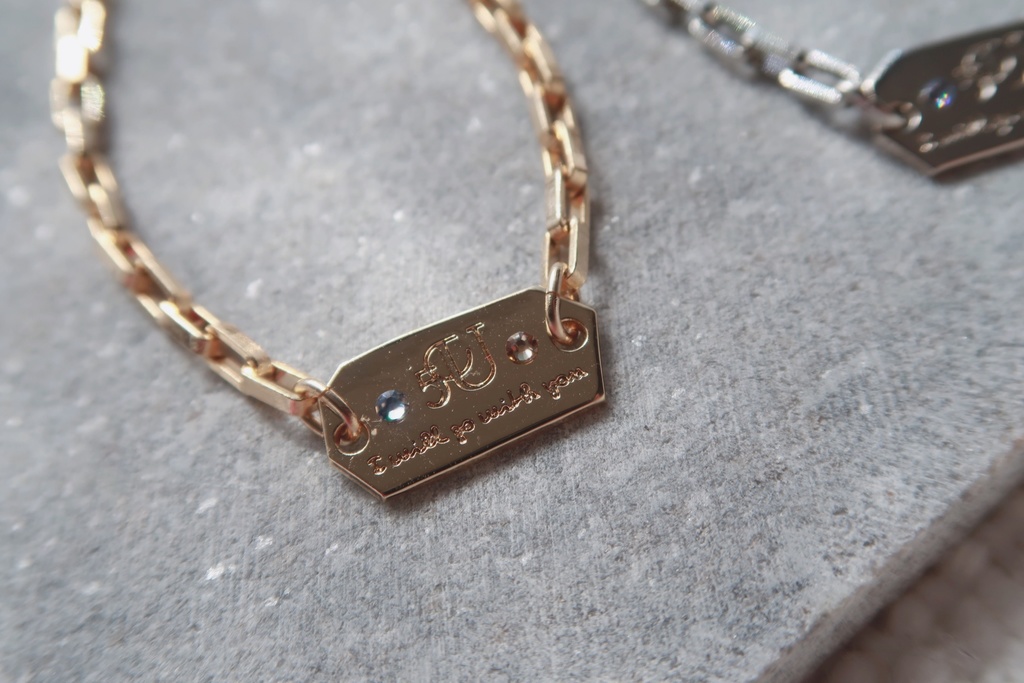 5U metal plate necklace
