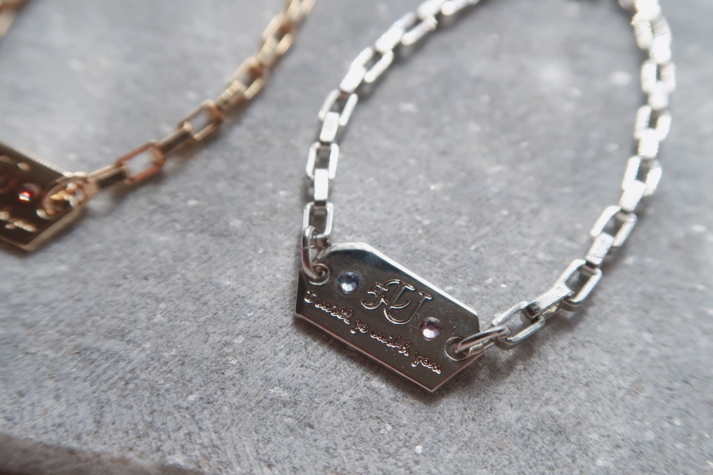 5U metal plate necklace