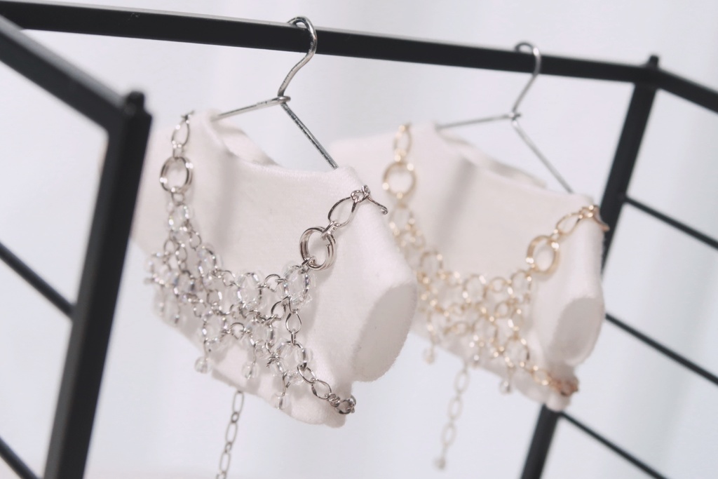 beads bustier