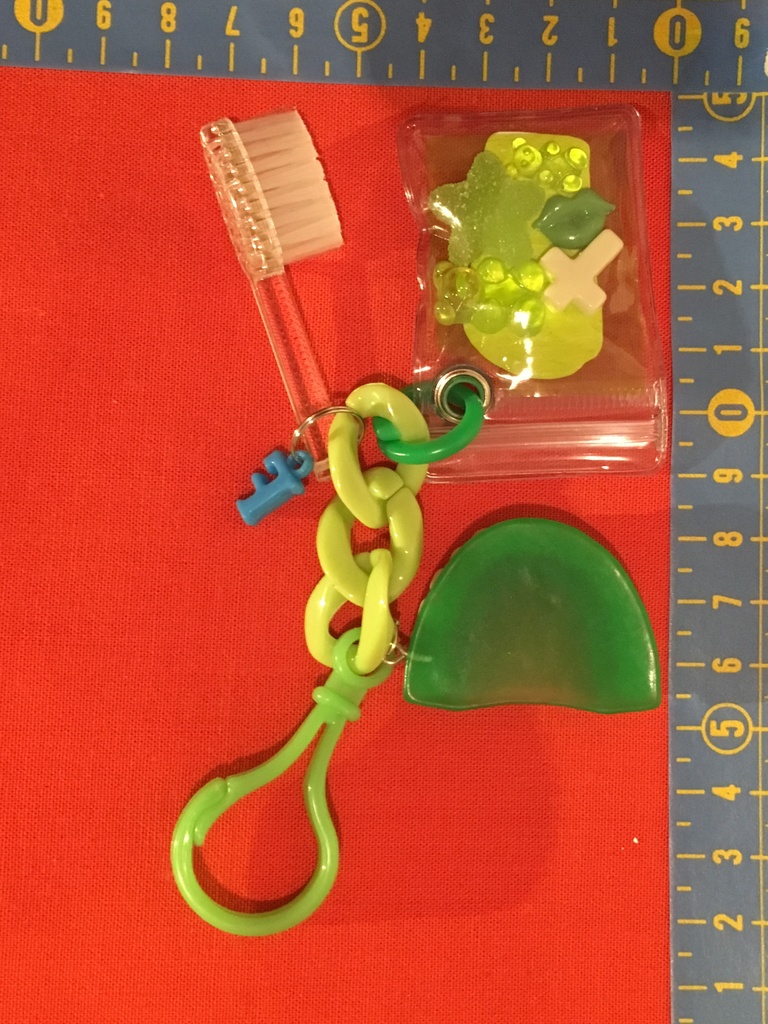 推しの歯を磨けるキーホルダー パート1