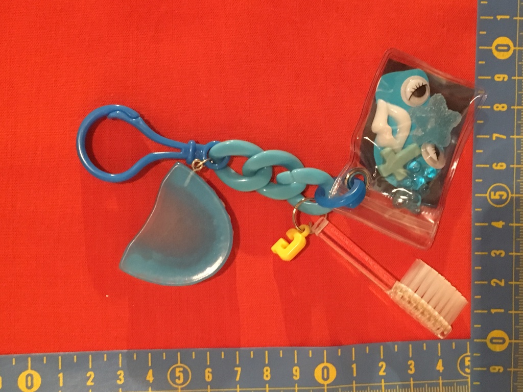 推しの歯を磨けるキーホルダー パート1