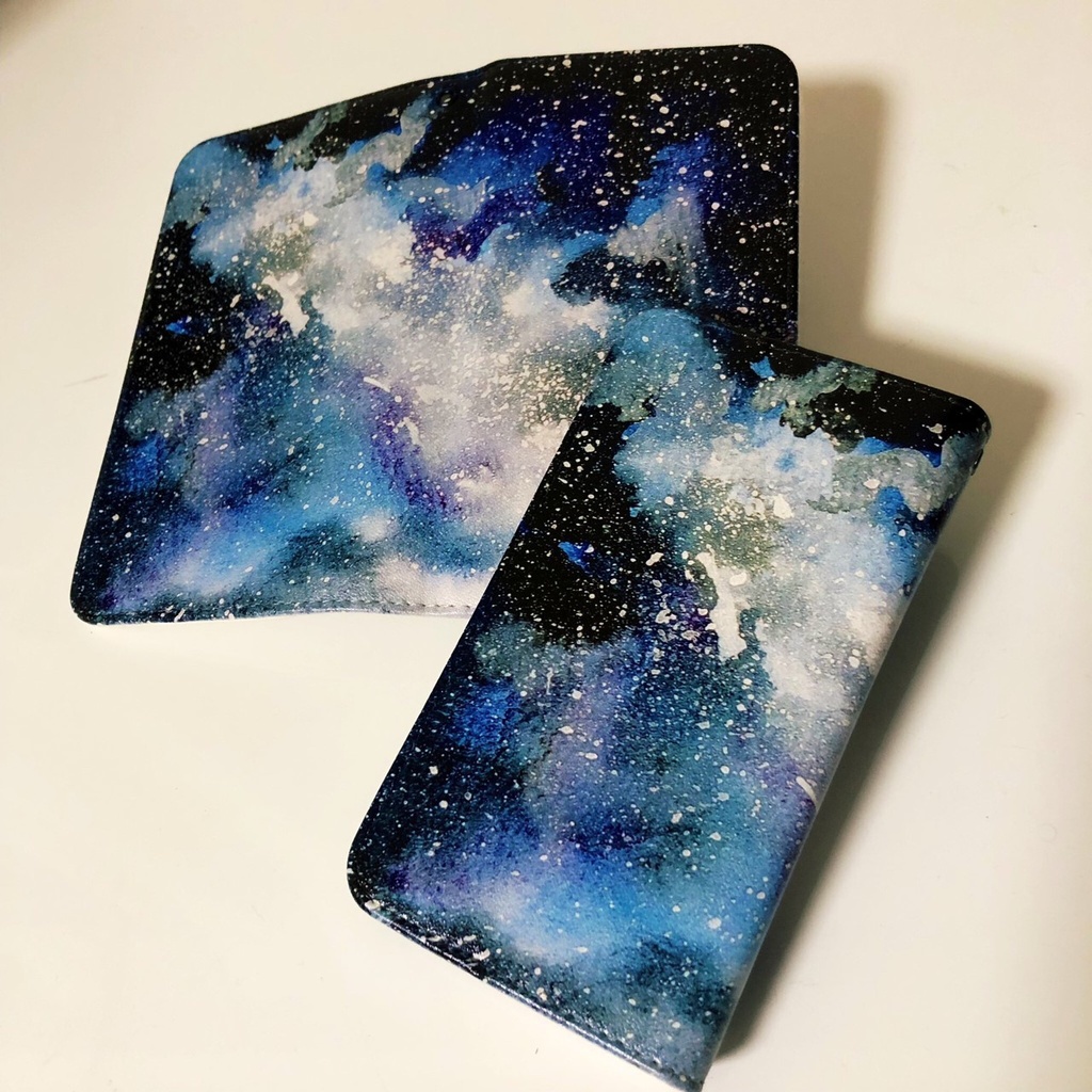 深い青の夜空のスマホケース(新)