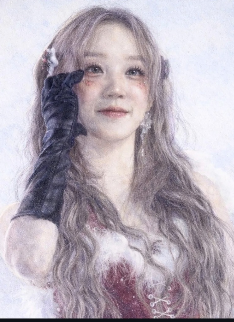 Realistic-delicated and painted portraits or scenery 