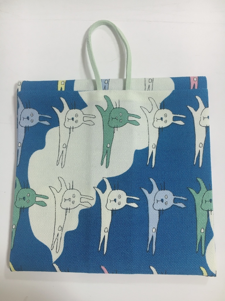 サニタリーポーチ