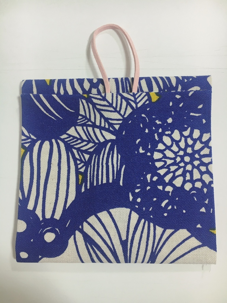 サニタリーポーチ