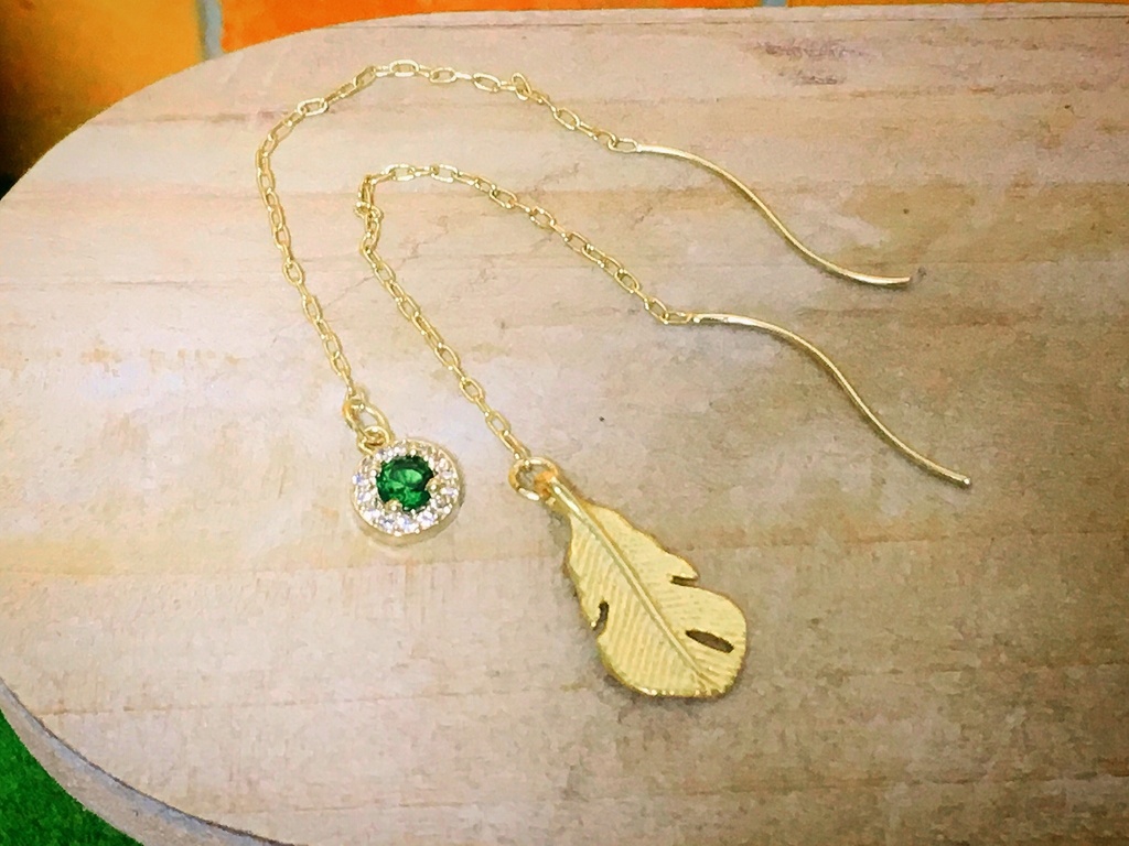 YOI衣装モチーフピアス