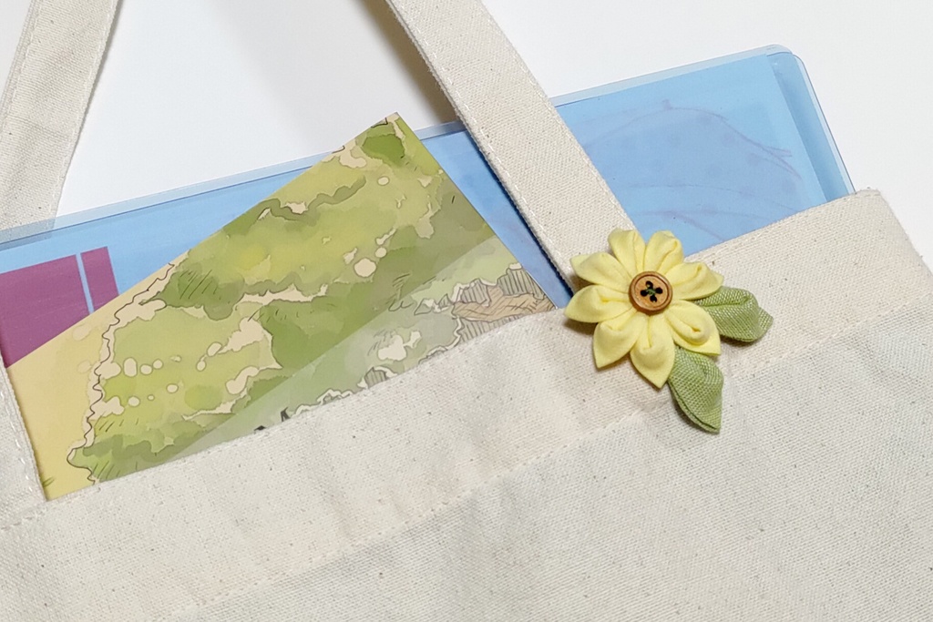 お花のブローチ