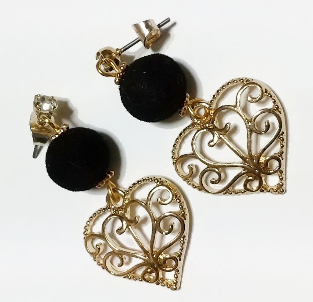 フロッキー&ハートのイヤリング・ピアス ローimage