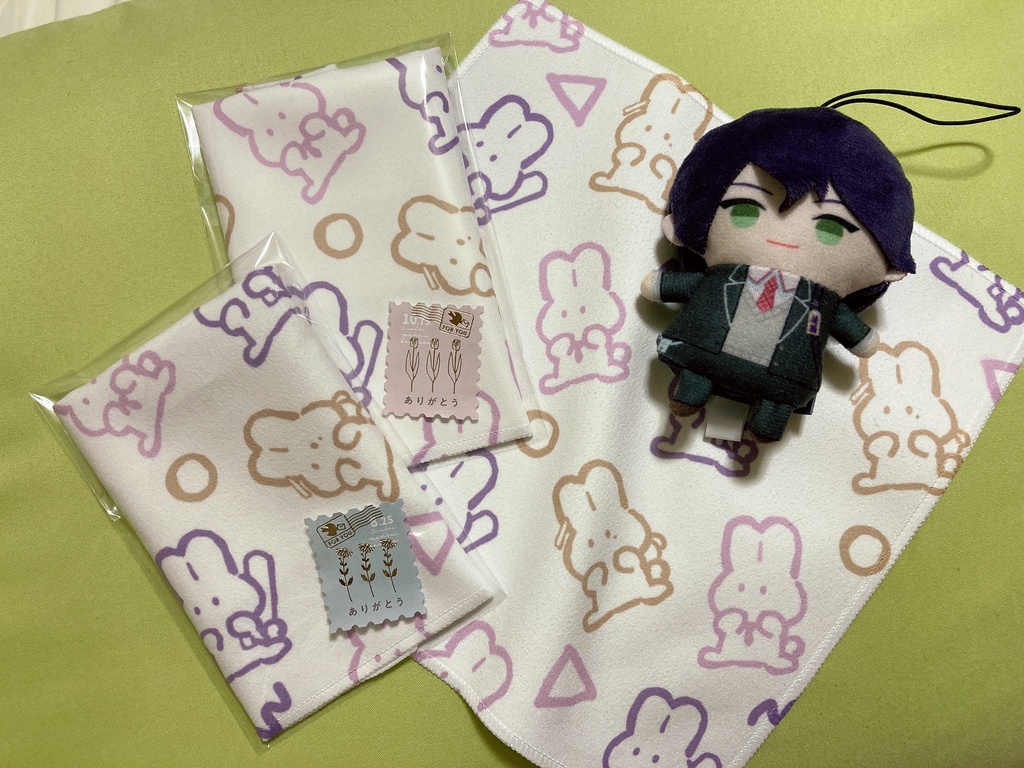 うさとりがーハンカチ