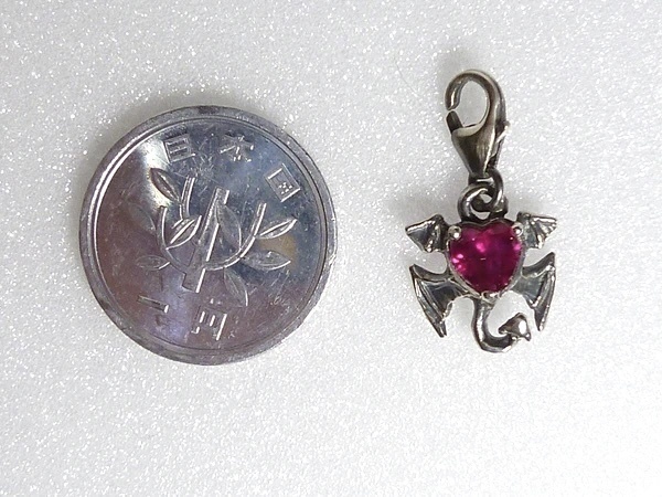 小悪魔モチーフ チャーム