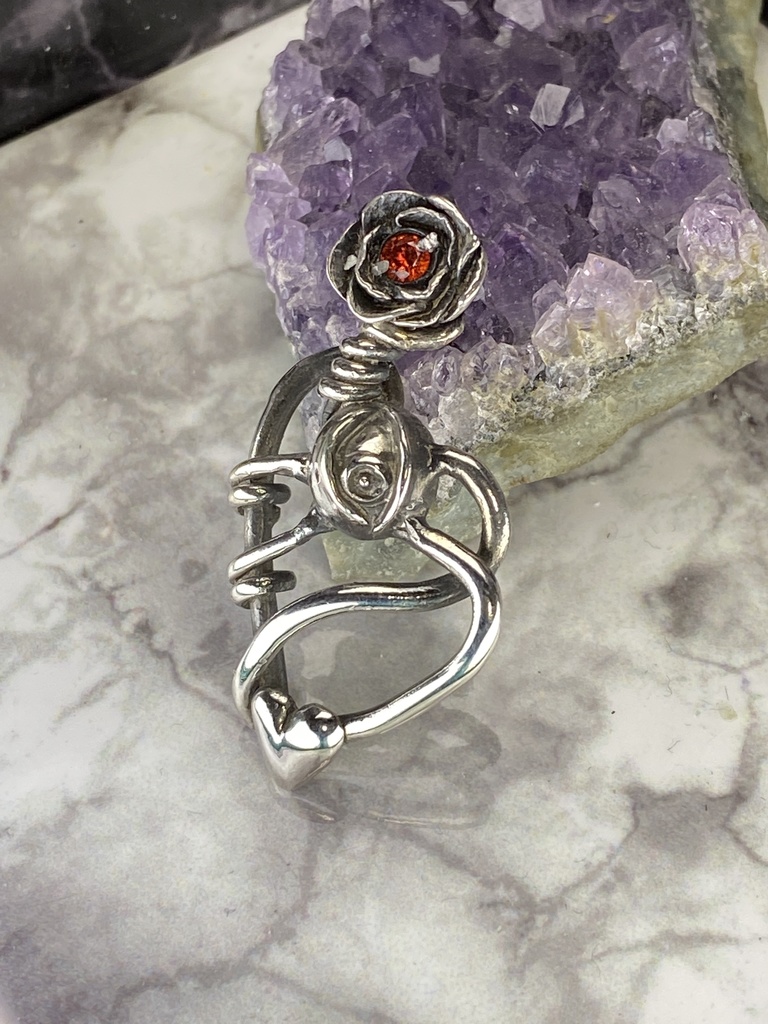 古明地さとりモチーフ　ネックレス