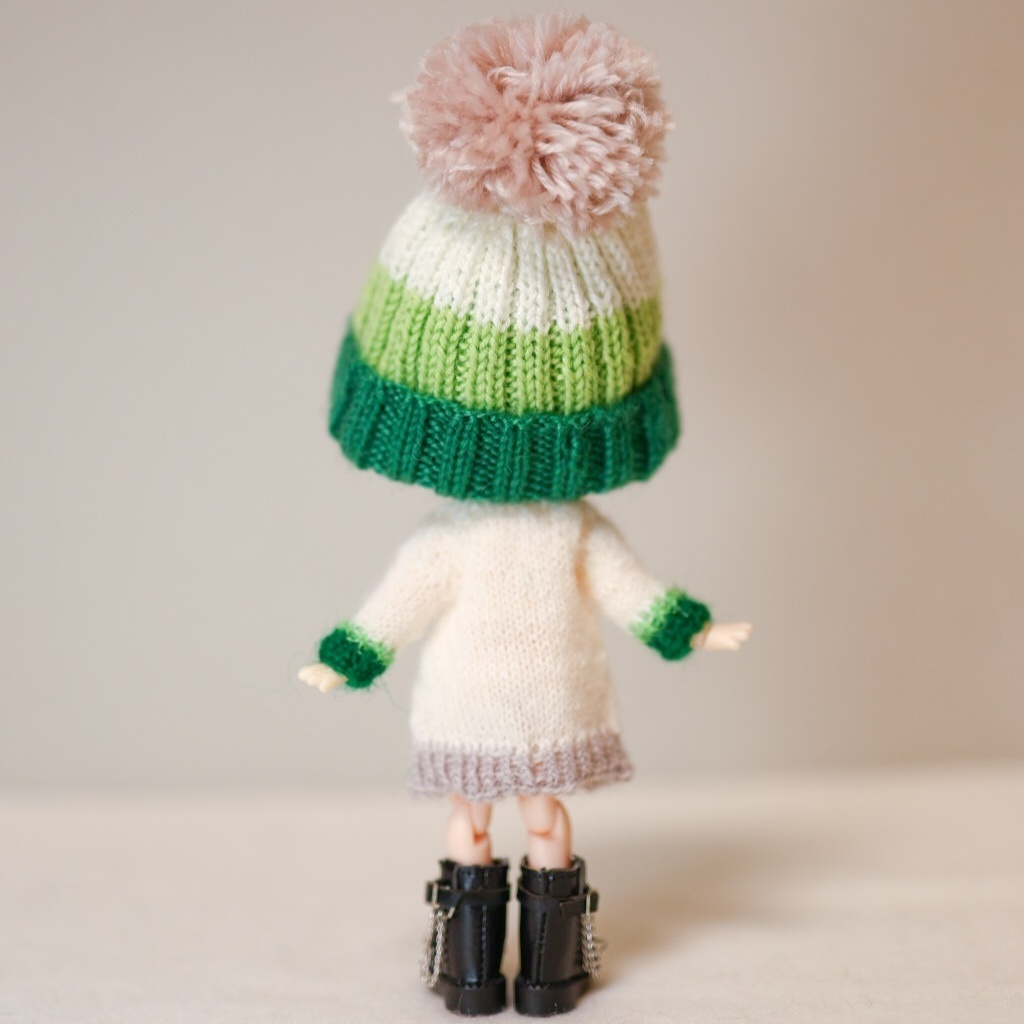 刺繍ニットワンピース(ねぎカラー)