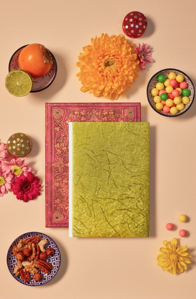 御朱印帳(金色カバー・44ページ)寺院巡り用スタンプ帳 Gold cover japanese stamp book. Handmade in Minobu, Yamanashi