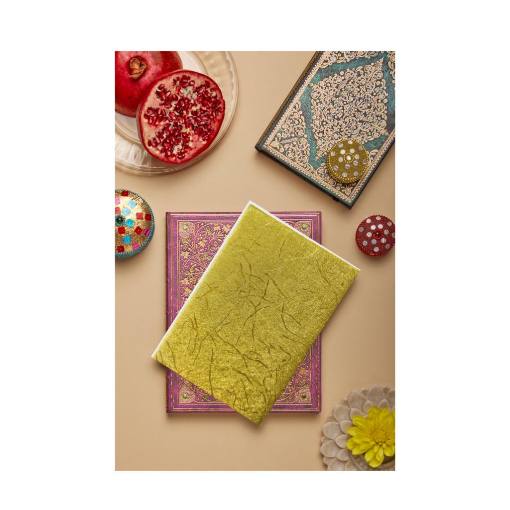 御朱印帳(金色カバー・44ページ)寺院巡り用スタンプ帳 Gold cover japanese stamp book. Handmade in Minobu, Yamanashi