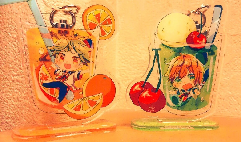 アクリルスタンドキーホルダー