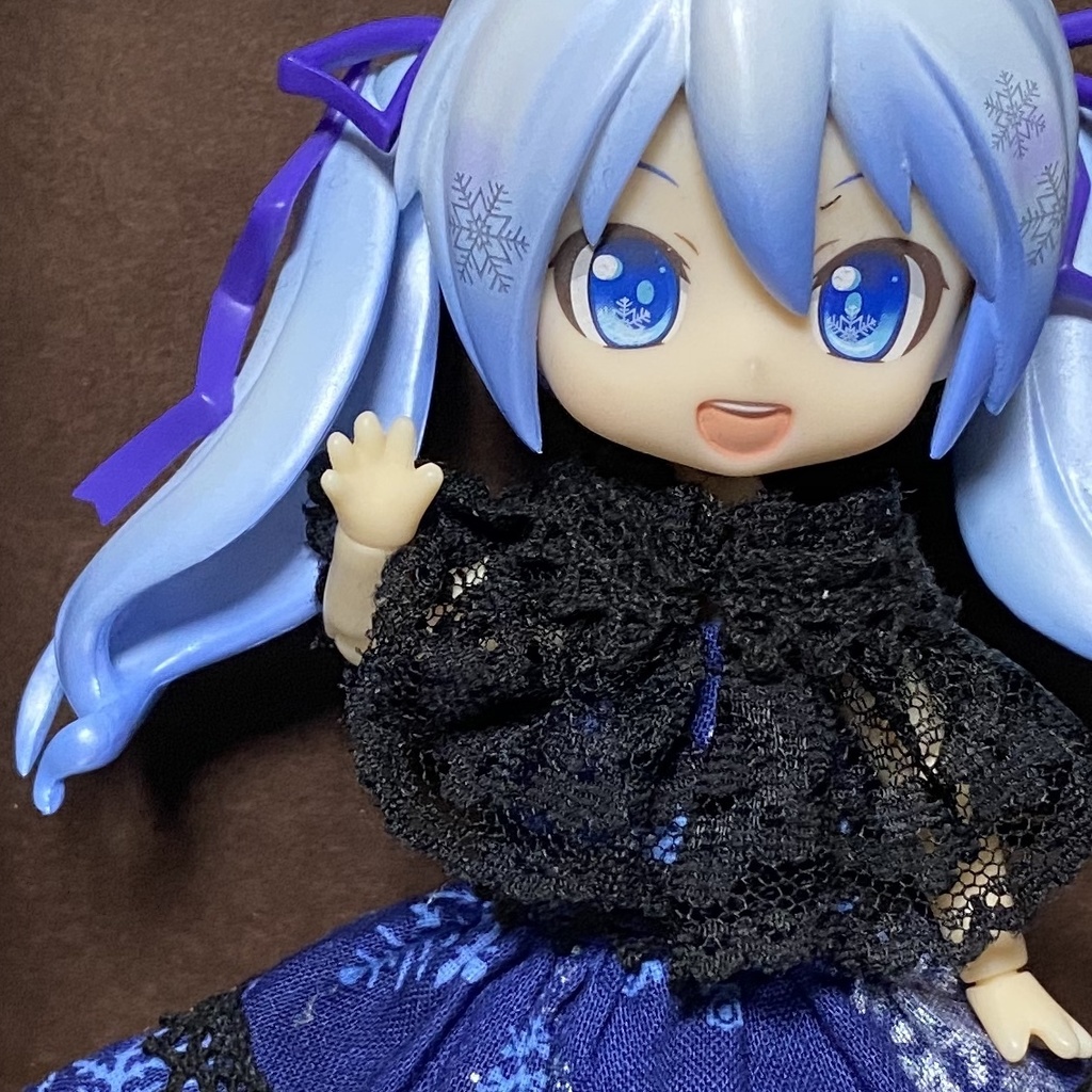 【完売】ねんどろいどどーる用洋服セット　《雪ドレス》