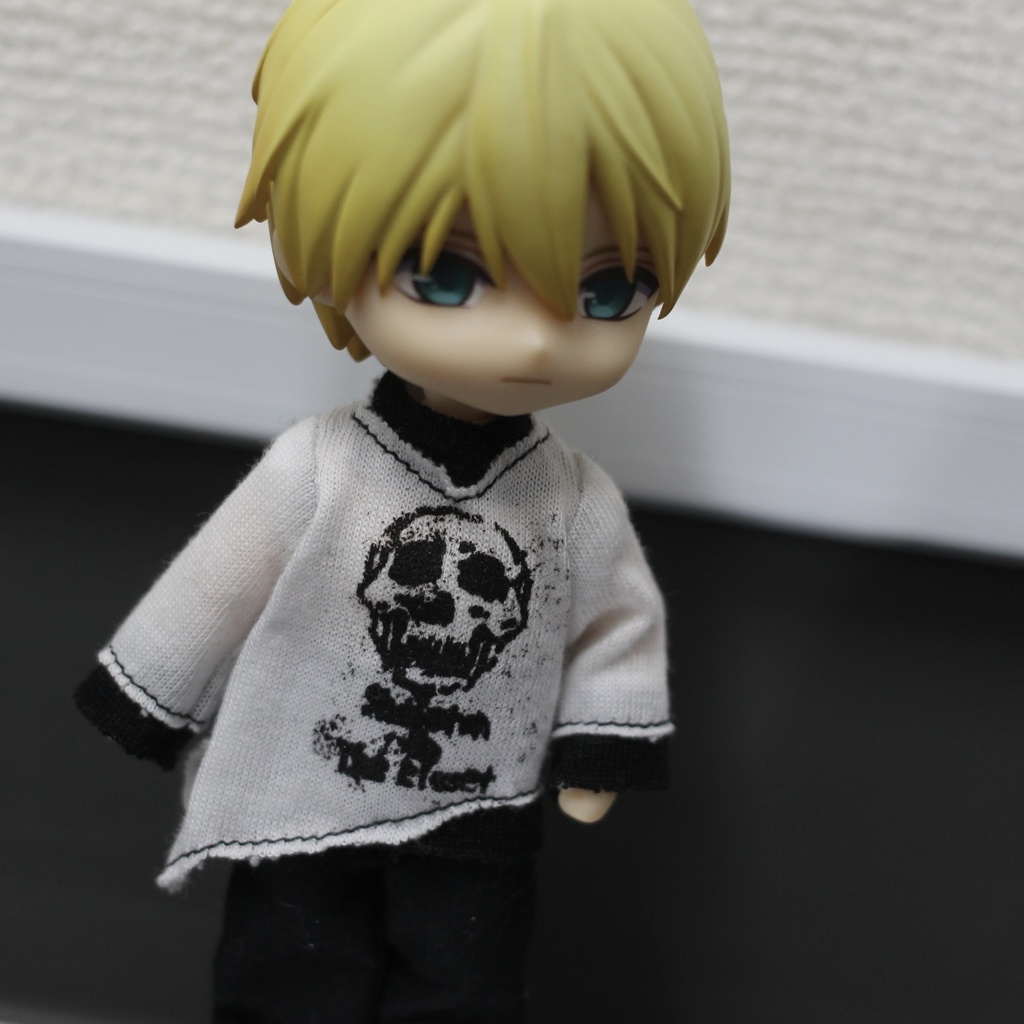 ねんどろいどどーる用洋服セット《髑髏プリントカットソー》