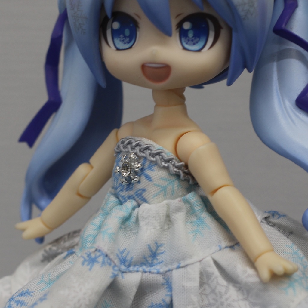 ねんどろいどどーる用洋服セット《ルミヒウタレ》