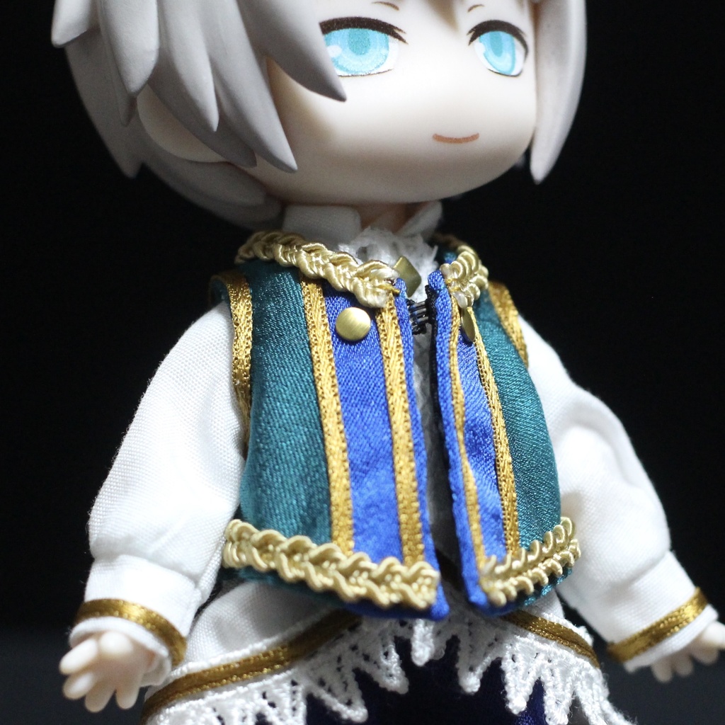 ねんどろいどどーる用洋服セット《ディザグリージェスター》