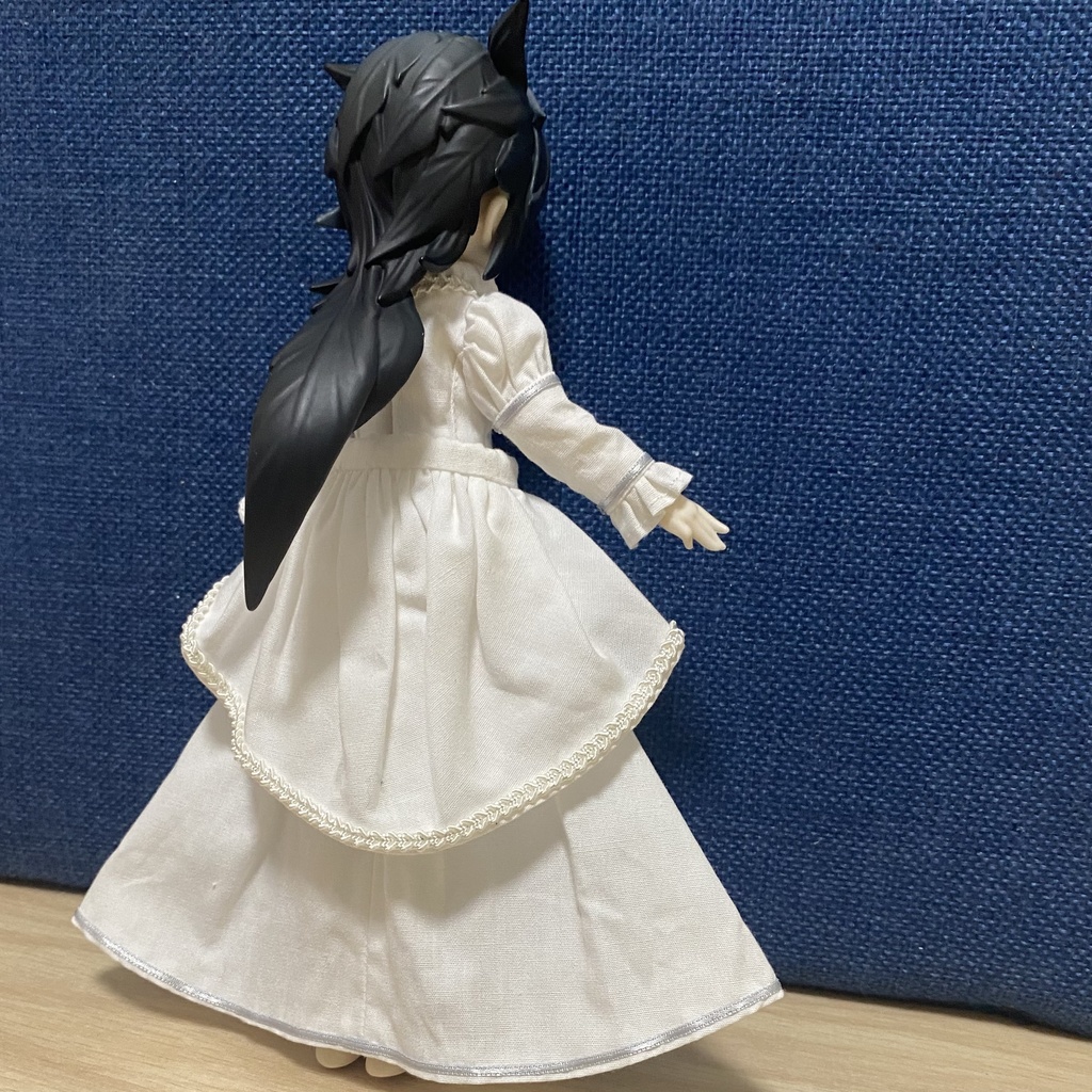 ルナロア用洋服セット《あの日の貴婦人》