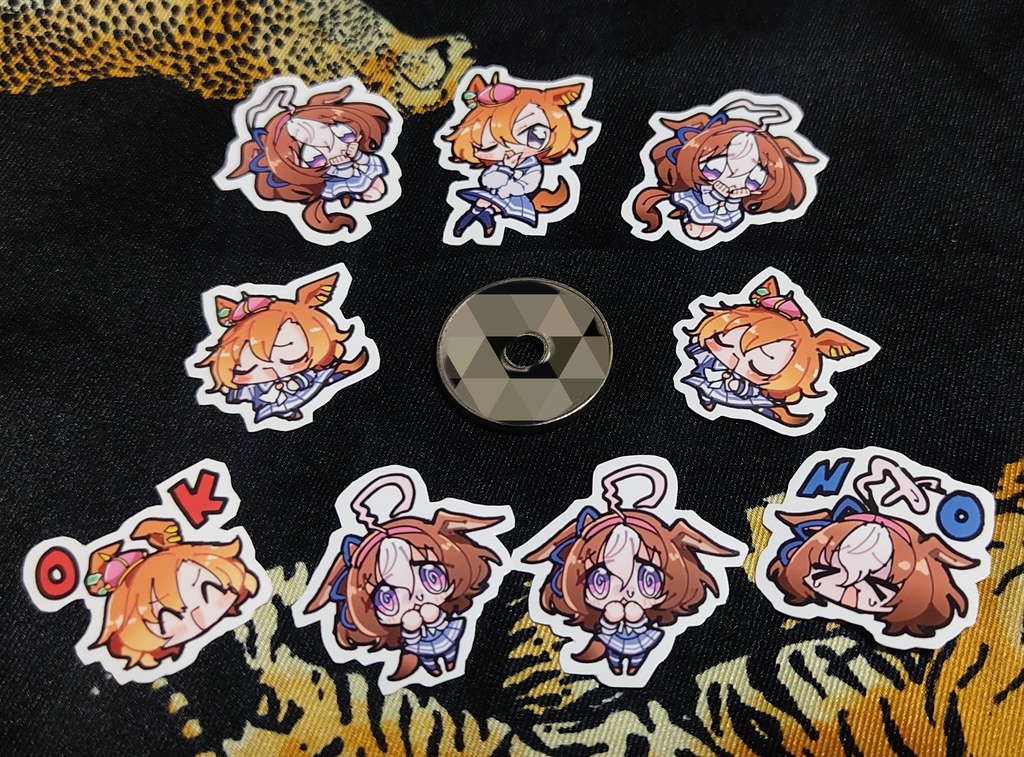 ①オペラ＋ドトウ②フジキセキ＋オペラ シール